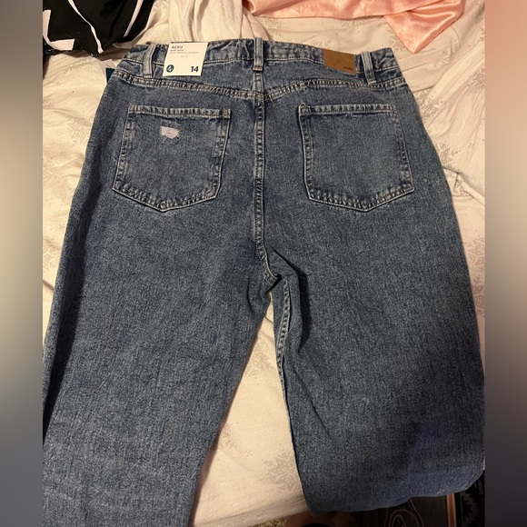 Aeropostale mom jeans brand new with tags - Picture 2 of 2